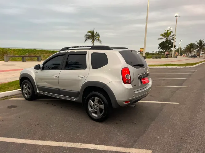 Renault Duster Dynamique 2.0 Hi-flex 16V Aut. 2015