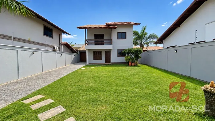 Casa para Locação no Centro de Tijucas - 4 Dormitórios