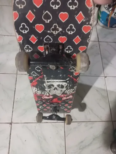 Skate caveira