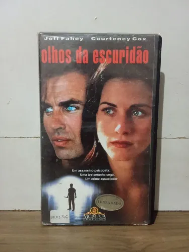 Vhs filme olhos da escuridão (legendado)