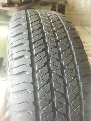Peneu aro 16