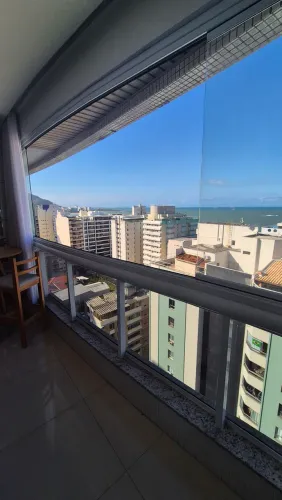 Apartamento mobiliado com vista, sol da manhã e 2 vagas de garagem