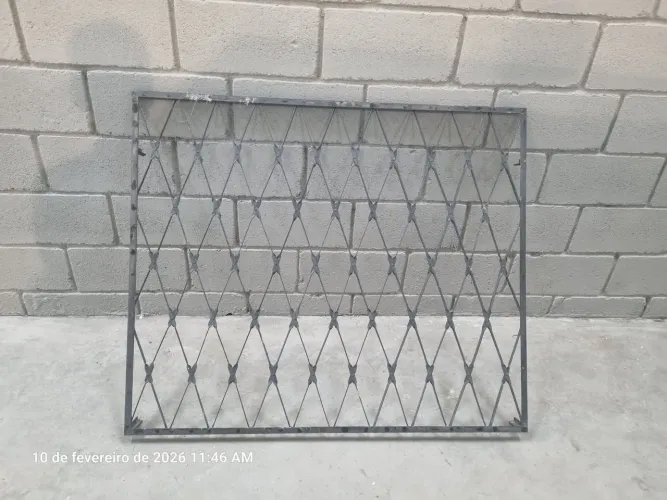 Grade de ferro para janela