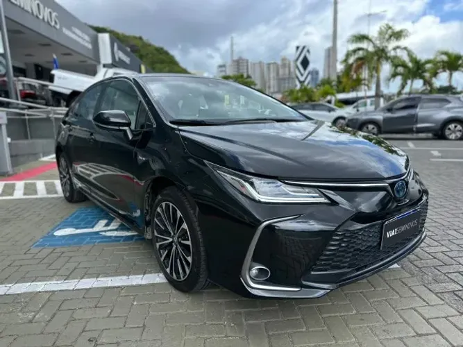 Toyota Corolla Altis Prem. Hybrid 1.8 Flex AUT 2025