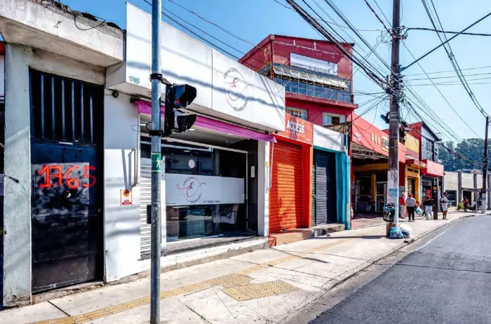 Loja na Avenida Olavo Egídio de Souza Aranha, 1765 - 1771 804 m²