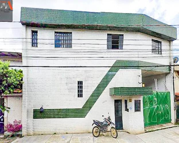 Amplo ponto comercial com galpão na Av. Perimetral