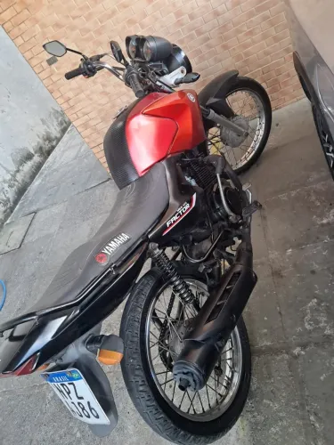 Yamaha Factor 2011
