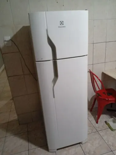 Geladeira Eletrolux