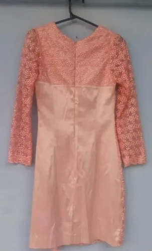 Vendo vestido de festa