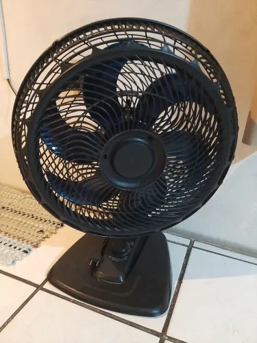 Ventilador semi novo