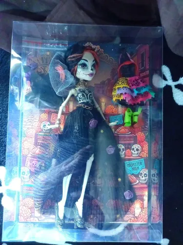 Monster High - Fashion Combo Skelita Calaveras (Elegância Gothica Mexicana)