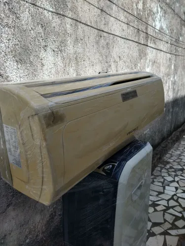 Ar condicionado 12.000 BTUs Electrolux