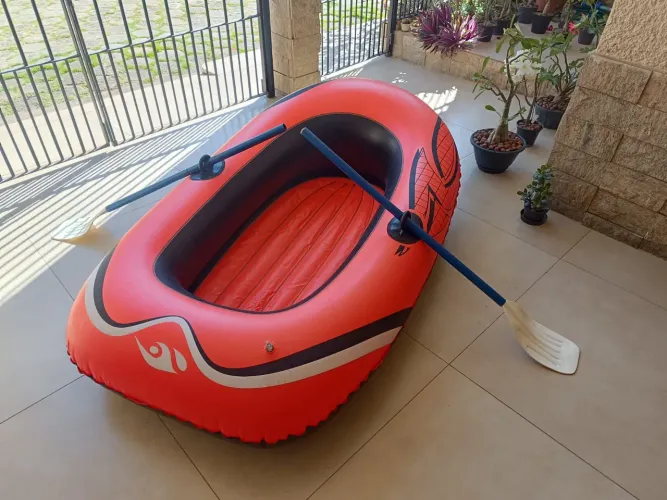 Bote inflável 1.82 Cm Comprimento