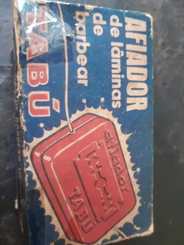 Afiador de Laminas de barbear antigo Tabu, anos 40 a 60, na caixa