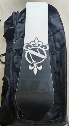 Snowboard Nidecker Axis com bindings 158cm, personalizado