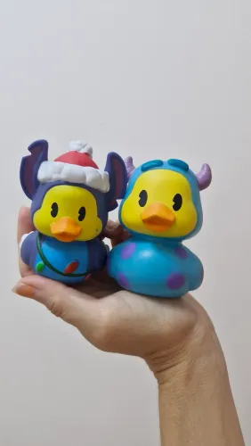 Patinhos de Borracha Disney Stitch e Sullivan