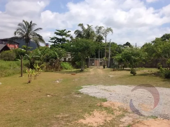 Terreno de 24364m² no bairro Rio Tavares