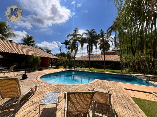Casa para alugar em Jaguariúna, Jardim Novo Jaguari, com 4 suítes, com 690.17 m²