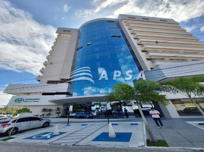 SALA COMERCIAL PARA LOCAÇÃO EM CENTRO MÉDICO, MUITO BEM LOCALIZADA, PRÓXIMA A HOSPITAIS E