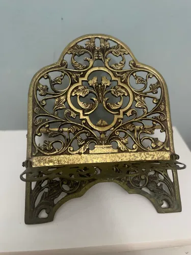 Porta-Bíblia / Suporte de Missal de Mesa Antigo em Bronze Maciço