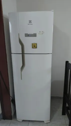 Geladeira Electrolux 280 L