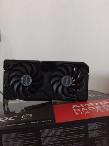 Rx 7600 8gb Asus (pouco tempo de uso)