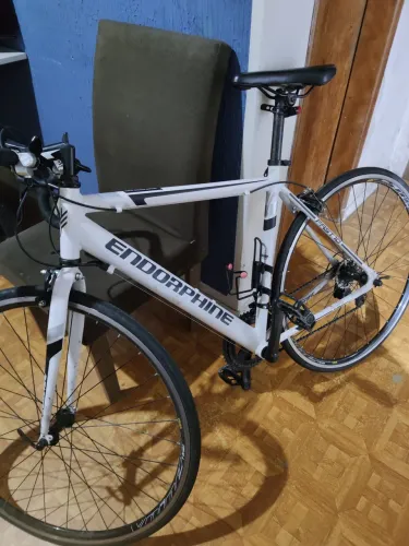 Bicicleta Speed Endorphine Fast 10 aro 700 usada