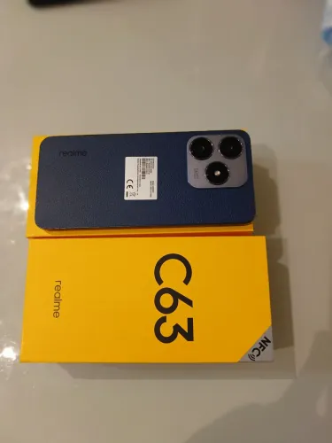 Vendo Realme 8 de Ram+272 GB/ Resistente  a Água!