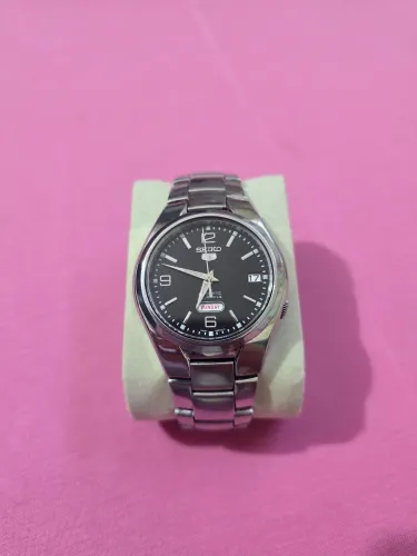 Seiko 5 Automático Explorer - Mostrador Preto - 7S26-02F0