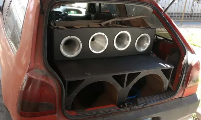 Montagem 2x4 pra auto falante de 15