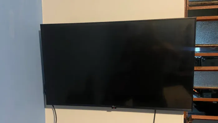 Smartv LG 32 Polegadas LEIA O ANÚNCIO