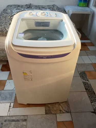Vendo máquina de lavar roupa Eletrolux 15kg