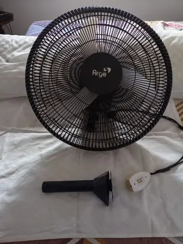 Vendo ventilador de parede 