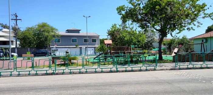 Quitinete sem mobília 500 praia Itaúna Saquarema 