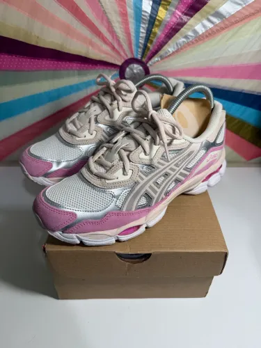 Asics Gel-NYC Strawberries Cream