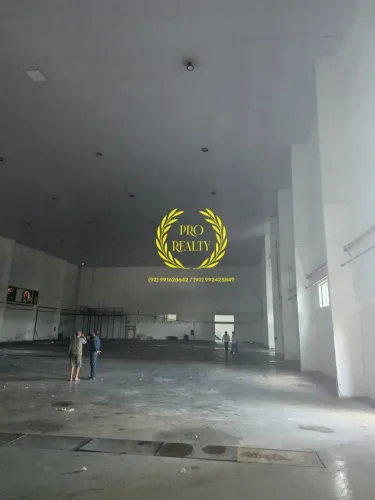 Galpão Industrial 3.500m² pé direito 12 m com Habite-se e AVCB