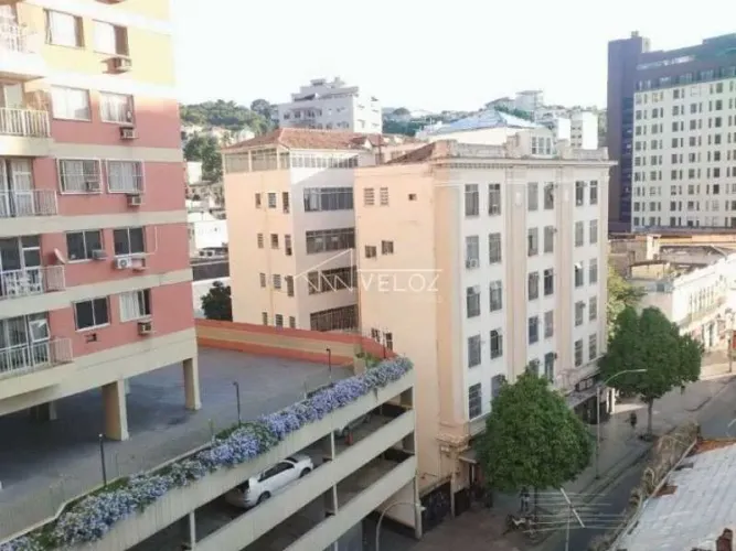 Apartamento : Padrão / Residencial / Centro