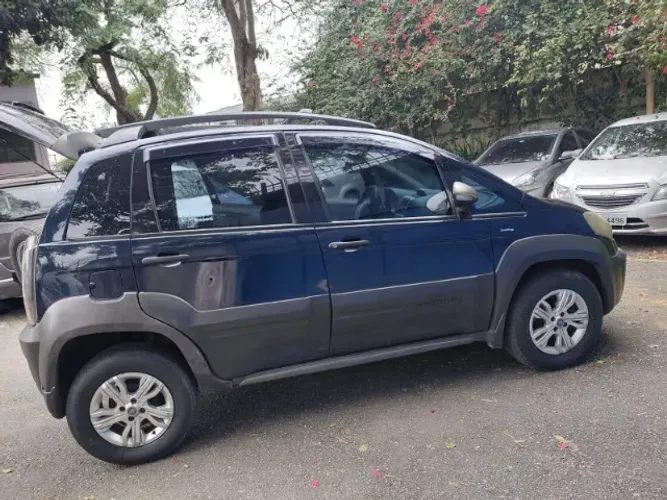 Fiat Idea Adv./ Adv.lock.dualogic 1.8 Flex 5P 2012