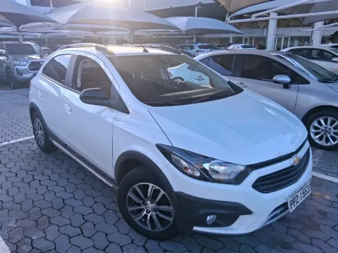 Chevrolet Onix Activ 1.4 8V Flex Mec. 4P 2018