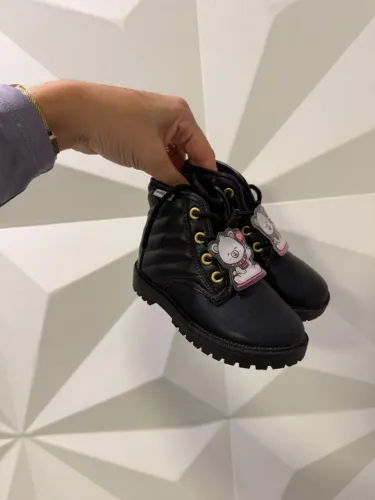 Bota infantil