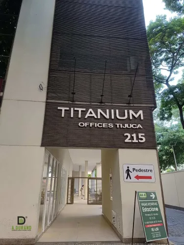 Excelente sala para alugar, 28m² com Ar Condicionado ,Porcelanato, Banheiro e vaga de gara