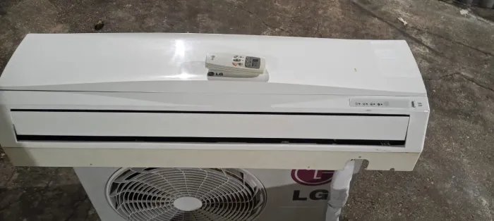 Vendo essa central de ar de 12000 BTU