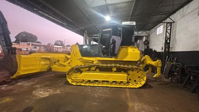 Trator de Esteira Komatsu D41E Gabinado Reformado Ano 2007