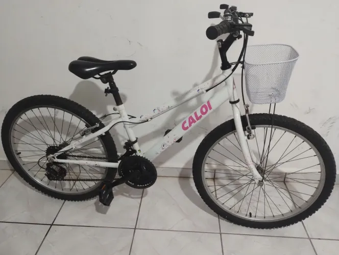 Bicicleta Caloi Ceci aro 24