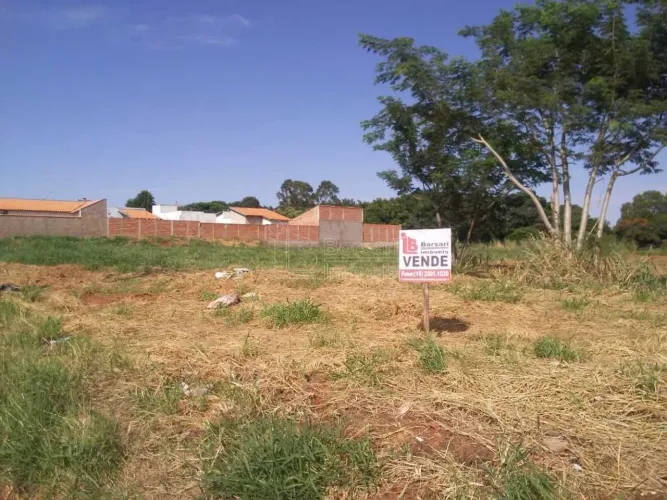 Terreno padrão à venda no bairro Jardim Uirapuru em Araraquara