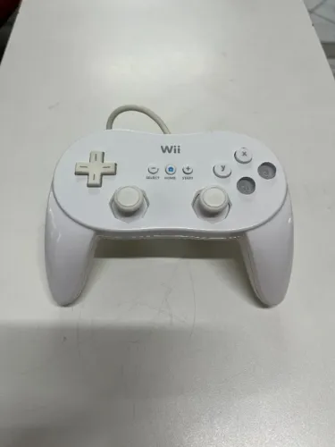 CONTROLE NINTENDO CLASSIC PRO BRANCO SEMINOVO - WII