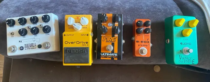 Vendo pedais de overdrive