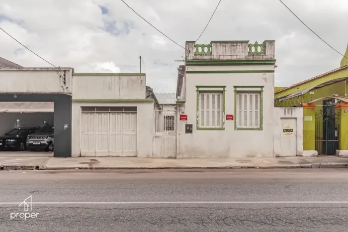 Casa comercial para aluguel no Centro de Pelotas/RS