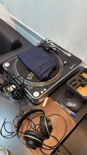Toca Disco Stanton T60 + Placa de Áudio Rane Sl3 - R$ 2.750,00