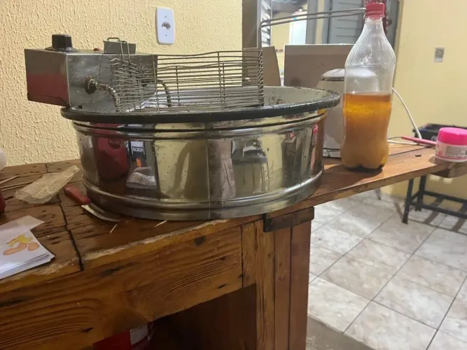 Vendo Fritadeira Elétrica